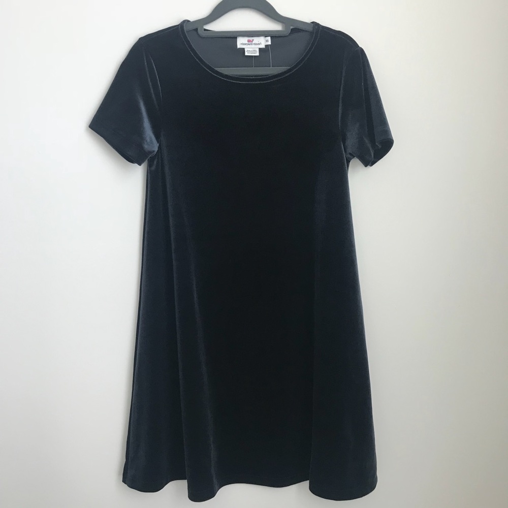 Vineyard Vines Navy Velvet shift dress